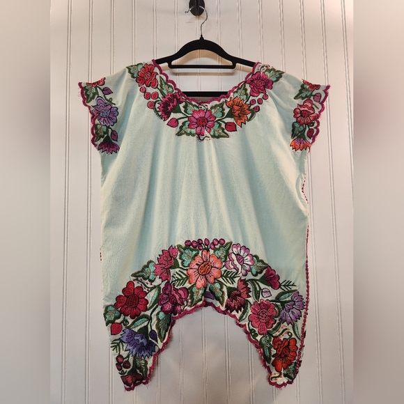 No tag Tops - Women's Mint Embroidered Floral Arch Hem Linen Tunic Top Size L Handmade Artsy